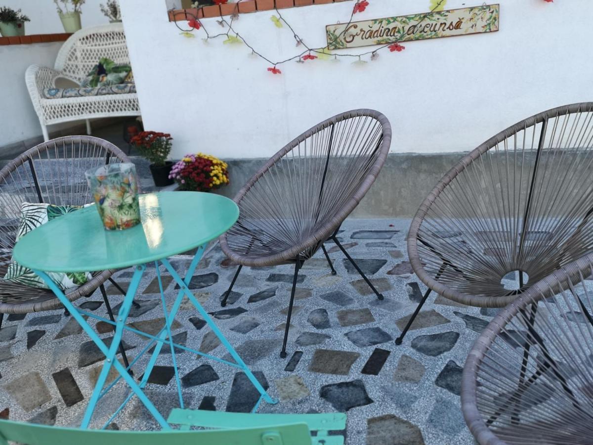 Pensiunea Gradina Ascunsa Bughea de Jos Kültér fotó